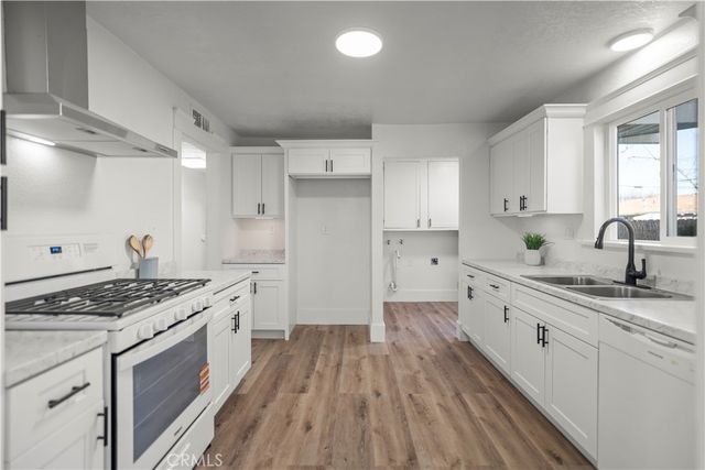 500 Jefferson Street, Bakersfield, CA 93305