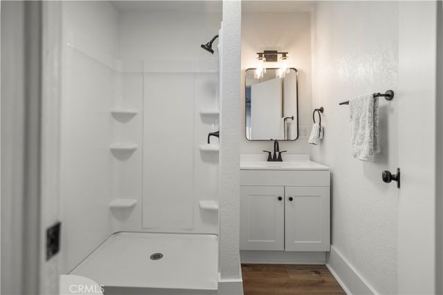 500 Jefferson Street, Bakersfield, CA 93305