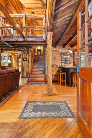 27 Bussell Ln, Gordonsville, TN 38563