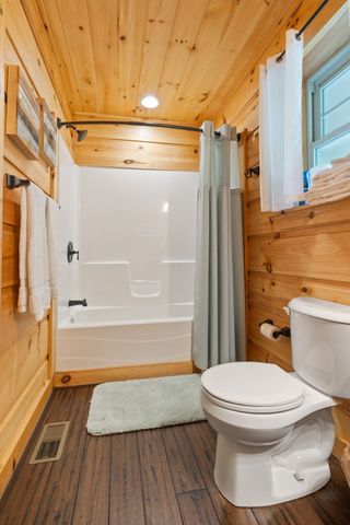 27 Bussell Ln, Gordonsville, TN 38563