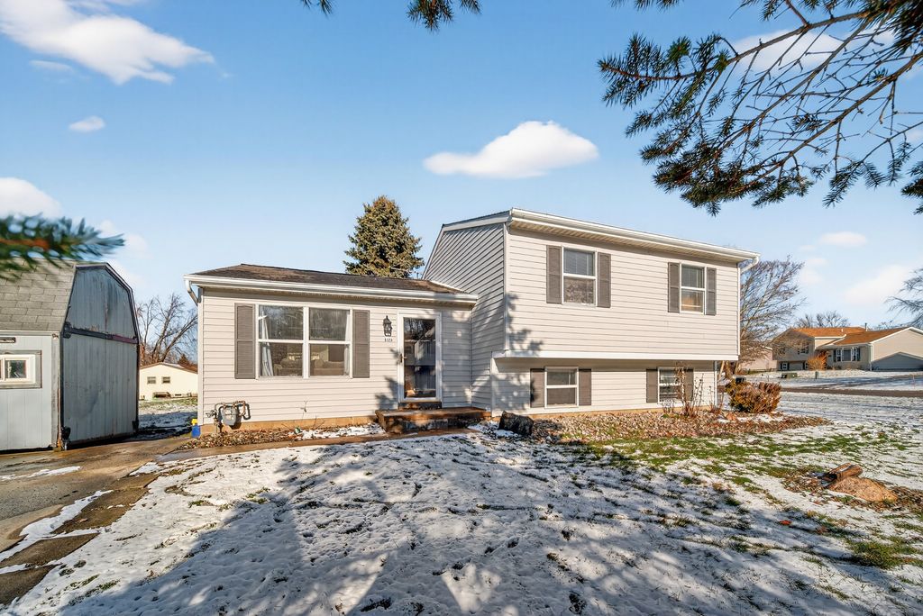 9126 DOVER Lane, Girard, PA 16417