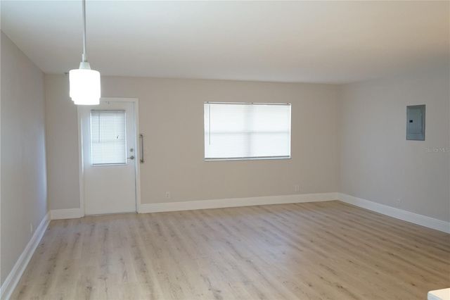 1802 BEDFORD TERRACE 183, Sun City Center, FL 33573