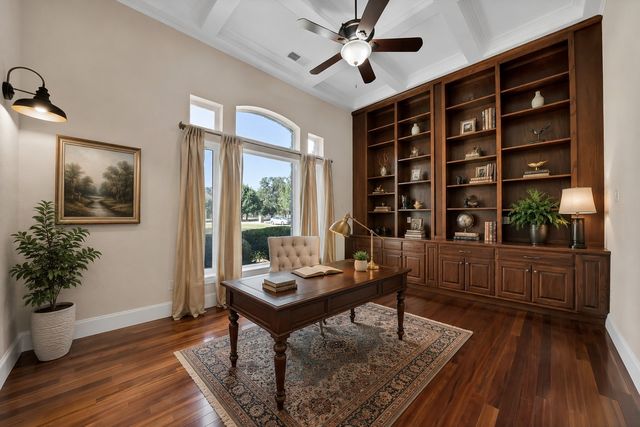 6204 Toscana Circle, Fort Worth, TX 76140