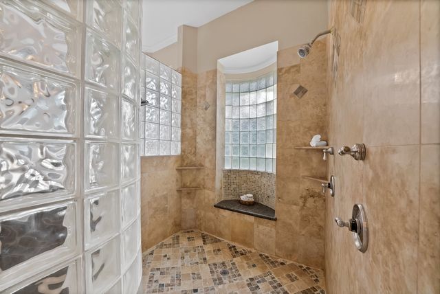 6204 Toscana Circle, Fort Worth, TX 76140