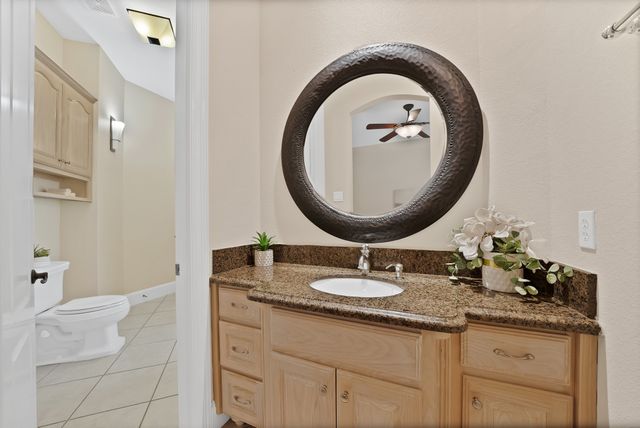 6204 Toscana Circle, Fort Worth, TX 76140