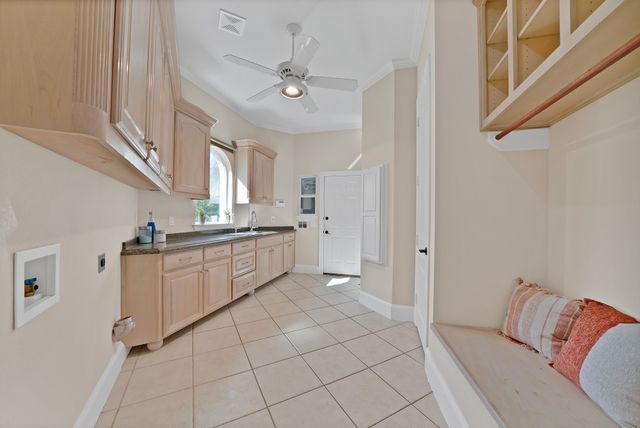 6204 Toscana Circle, Fort Worth, TX 76140