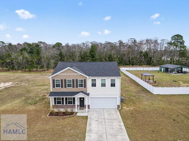 99 Blueberry Court NE, Ludowici, GA 31316