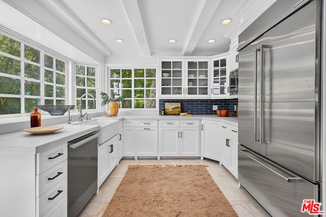 9305 Hazen Drive, Beverly Hills, CA 90210