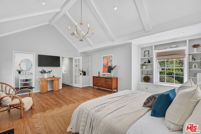 9305 Hazen Drive, Beverly Hills, CA 90210