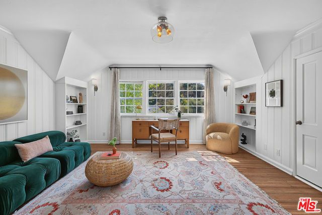 9305 Hazen Drive, Beverly Hills, CA 90210