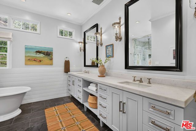 9305 Hazen Drive, Beverly Hills, CA 90210