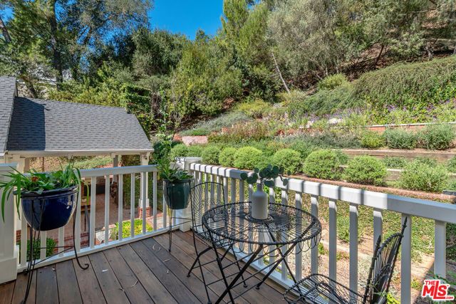 9305 Hazen Drive, Beverly Hills, CA 90210