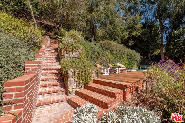9305 Hazen Drive, Beverly Hills, CA 90210