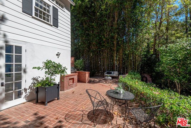 9305 Hazen Drive, Beverly Hills, CA 90210