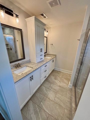 905 Frog Gip Pond Ct, Clarksville, TN 37043
