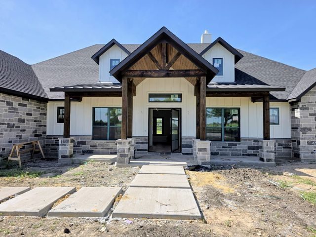 13601 Jackson Road, Krum, TX 76249