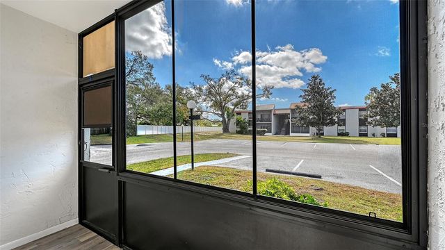 3229 BENEVA ROAD 101, Sarasota, FL 34232