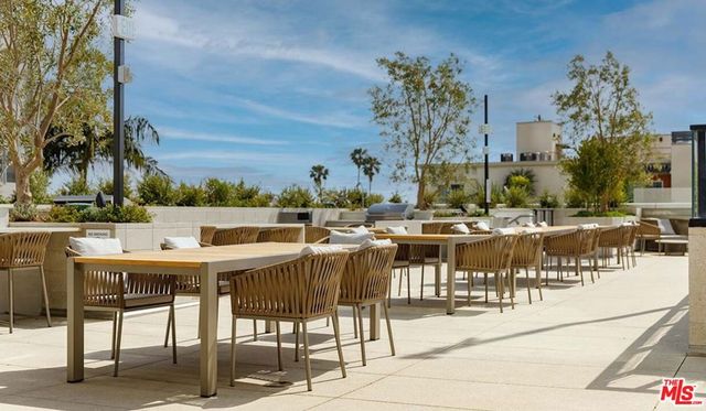 11750 Wilshire Boulevard 1602, Los Angeles, CA 90025