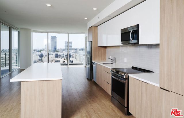 11750 Wilshire Boulevard 1602, Los Angeles, CA 90025