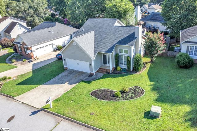 204 Flagstar Court, Fountain Inn, SC 29644