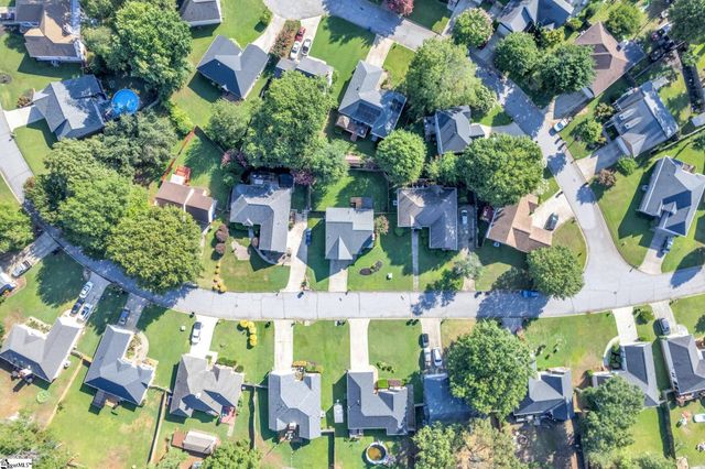 204 Flagstar Court, Fountain Inn, SC 29644