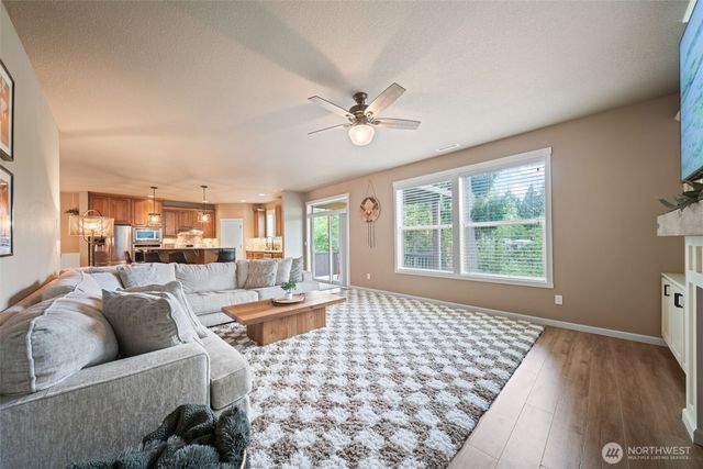 613 Stone View Way, Kalama, WA 98625