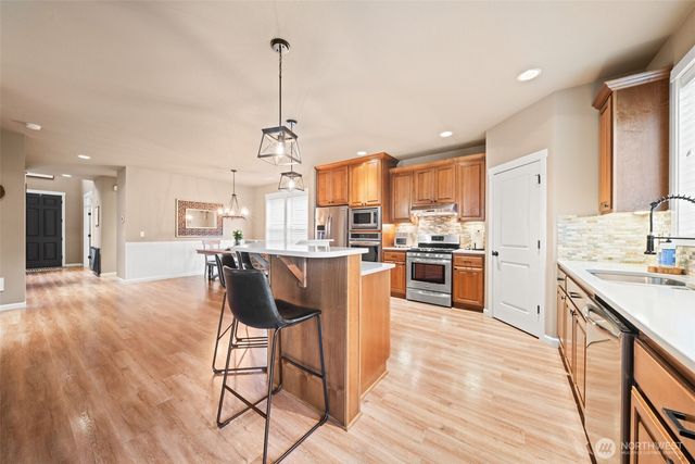 613 Stone View Way, Kalama, WA 98625
