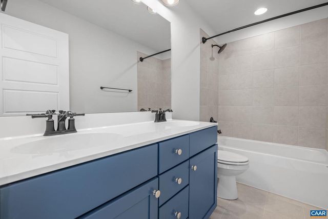 92A RENEE LN, Charlottesville, VA 22911