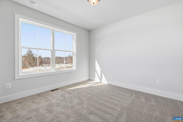 92A RENEE LN, Charlottesville, VA 22911