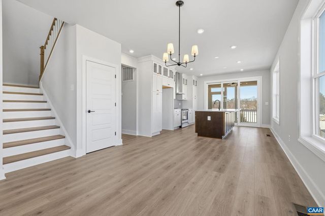 92A RENEE LN, Charlottesville, VA 22911