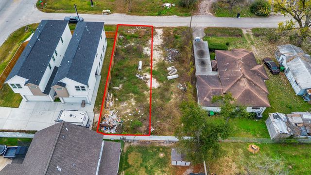 4125 E Toliver St, Houston, TX 77016