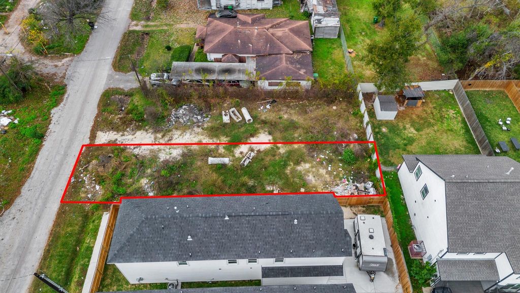 4125 E Toliver St, Houston, TX 77016