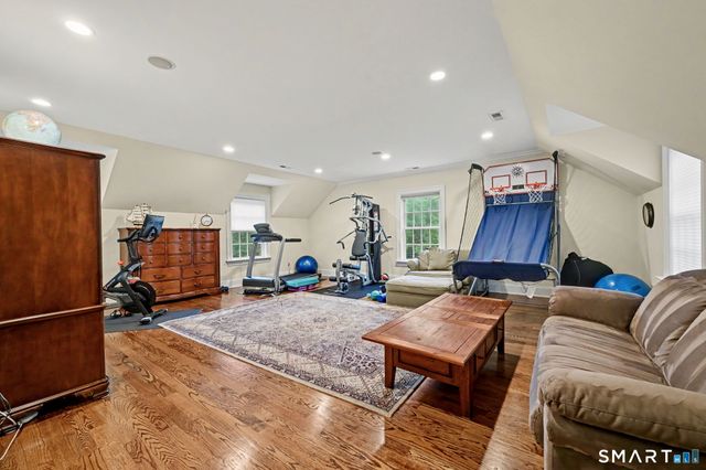 78 Hardesty Road, Stamford, CT 06903
