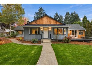 2559 Se BARNES Rd, Gresham, OR 97080