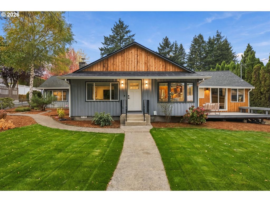 2559 Se BARNES Rd, Gresham, OR 97080