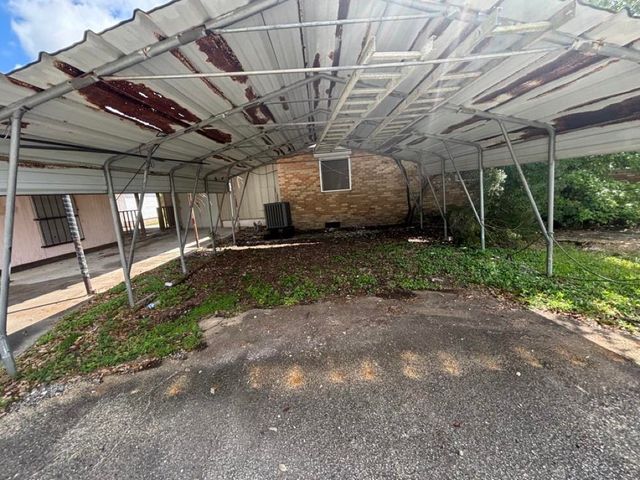 18575 East Main Street, Galliano, LA 70354