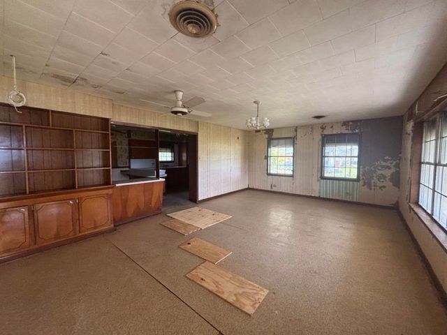 18575 East Main Street, Galliano, LA 70354