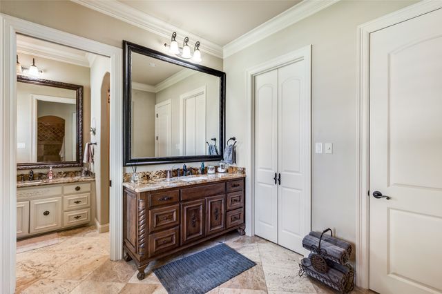 150 Hidden Valley Airpark, Shady Shores, TX 76208