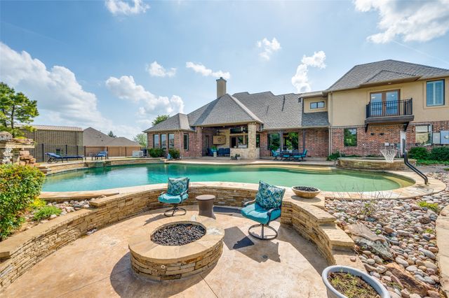 150 Hidden Valley Airpark, Shady Shores, TX 76208