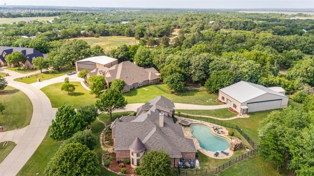 150 Hidden Valley Airpark, Shady Shores, TX 76208