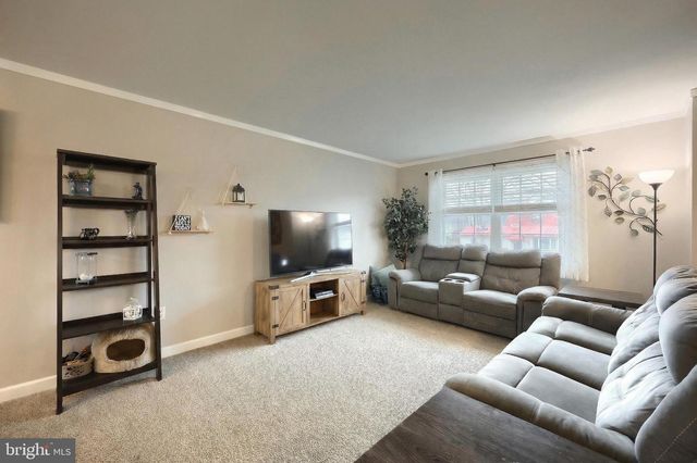 49 SCOTT ST, Hanover, PA 17331