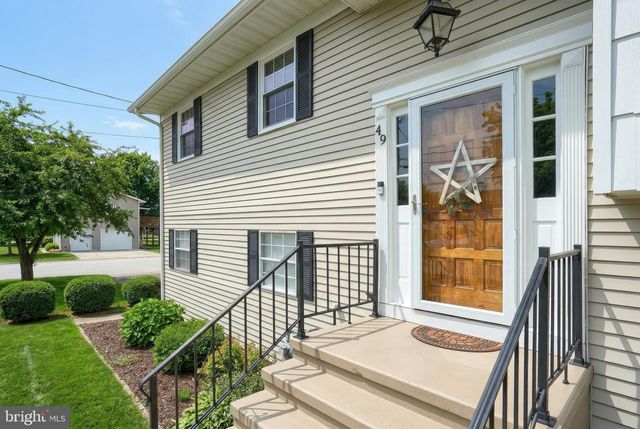 49 SCOTT ST, Hanover, PA 17331