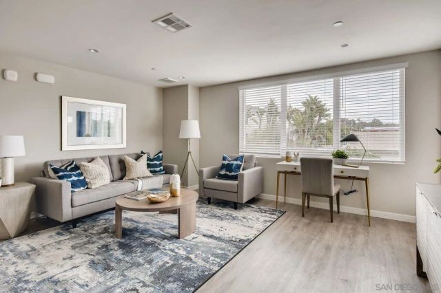 3909 Voltaire St 312, San Diego, CA 92107