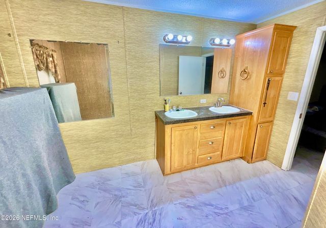 1837 STATE ROAD 20, Hawthorne, FL 32640