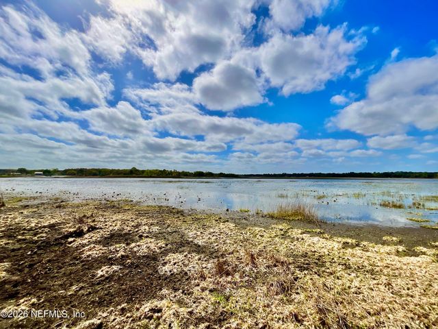 1837 STATE ROAD 20, Hawthorne, FL 32640