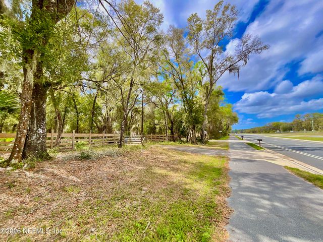 1837 STATE ROAD 20, Hawthorne, FL 32640