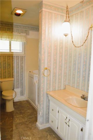 7204 Crawford Street, Winton, CA 95388