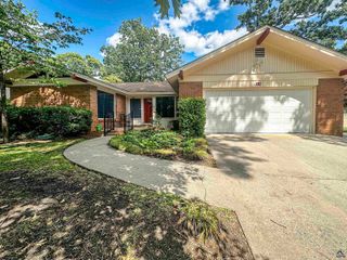 802 Westwood Drive, Warner Robins, GA 31088