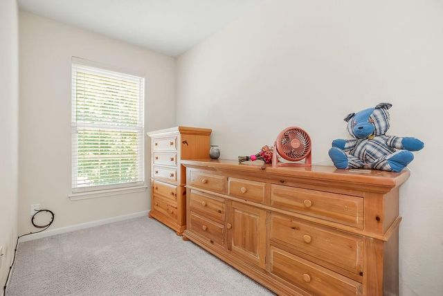 209 N 6th Terrace, Louisburg, KS 66053
