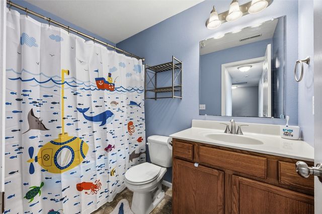 1557 Hunters Creek Way, Marion, IA 52302
